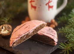 1 Elisenlebkuchen mit Erdbeerüberzug - Dülls Nürnberger Elisenlebkuchen online kaufen